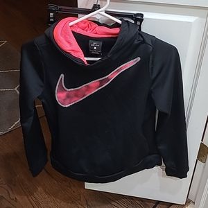 Nike girls pullover